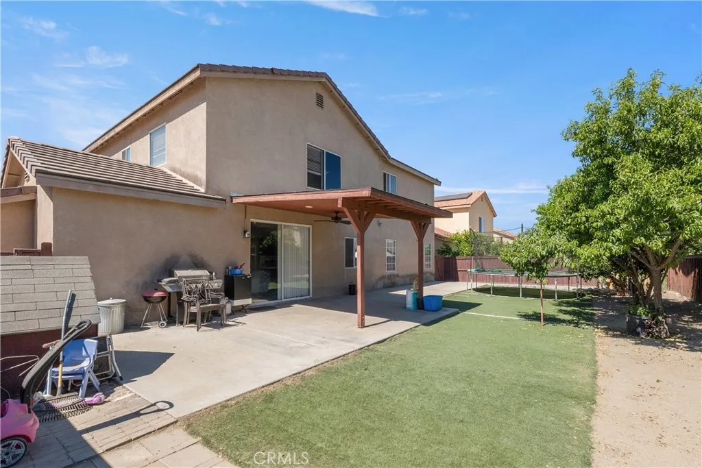 945 Newport Drive, San Jacinto, California 92583 home-pic-25